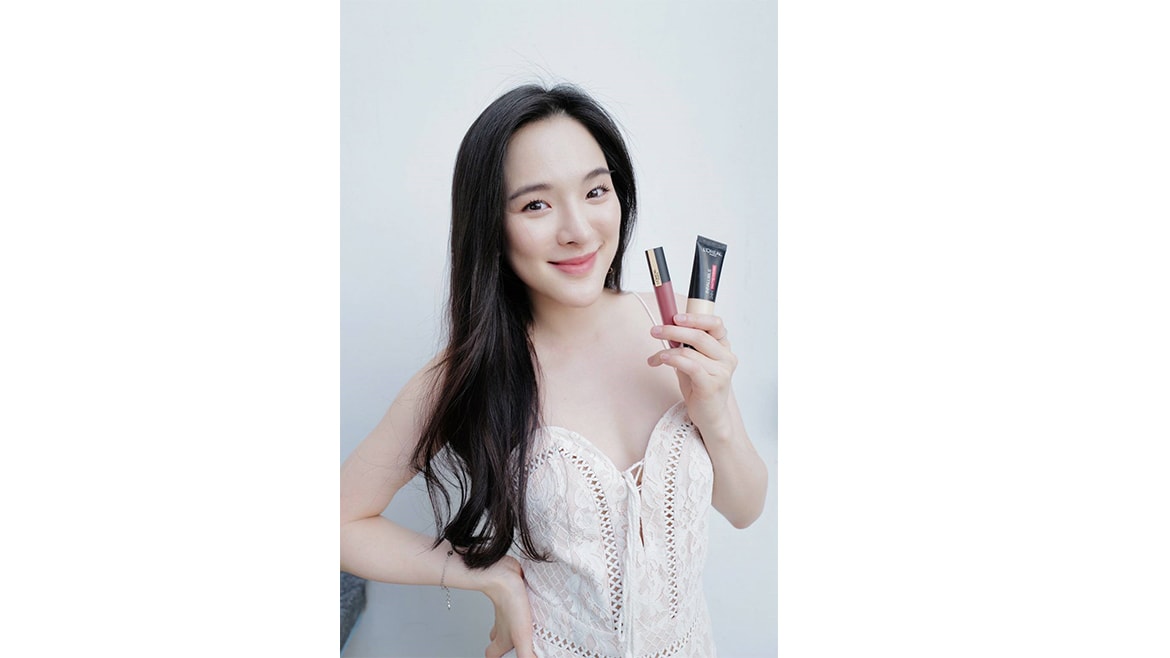 ลิปสติก Rouge Signature และรองพื้นคุมมัน
